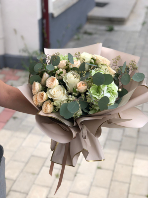 Buchet de flori hortensie - imagine 2